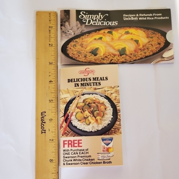 Vtg lot 2 small advertising cookbooks Uncle Ben's & Swanson - Picture 4 of 8